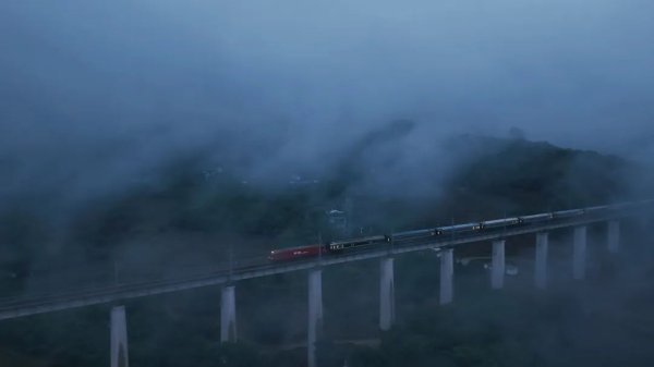 创界 全列卧铺、夕发朝至！这趟环线旅游列车，有多过瘾？